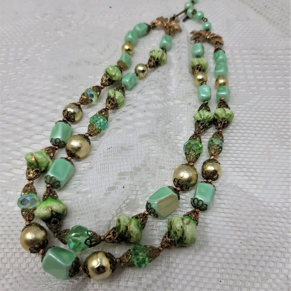 Vintage Double Strand Choker Mint Green Goldtone Necklace - Picture 4 of 8